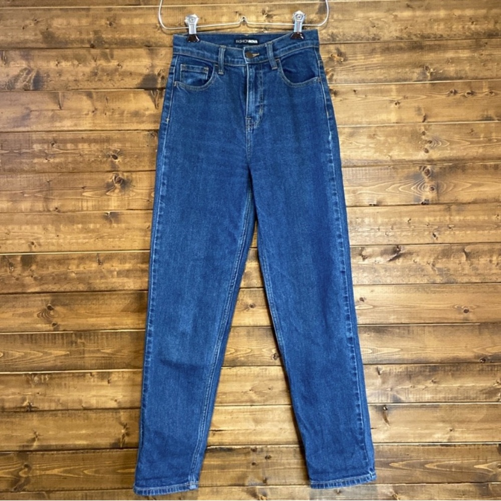 ✨Fashion Nova Cotton Blue High Rise Mom Jeans - size 0✨